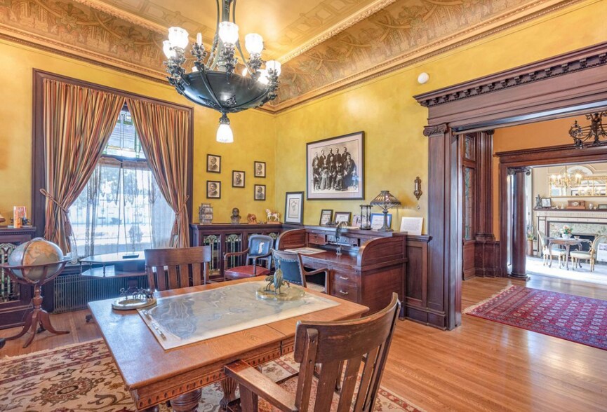 More Photos Of 623 Broadway St, Baraboo Specialty For Sale