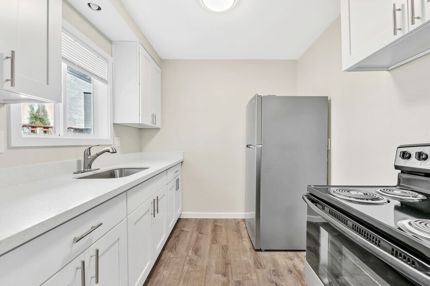 More Photos Of 522 N Adair St, Cornelius Apartments For Sale