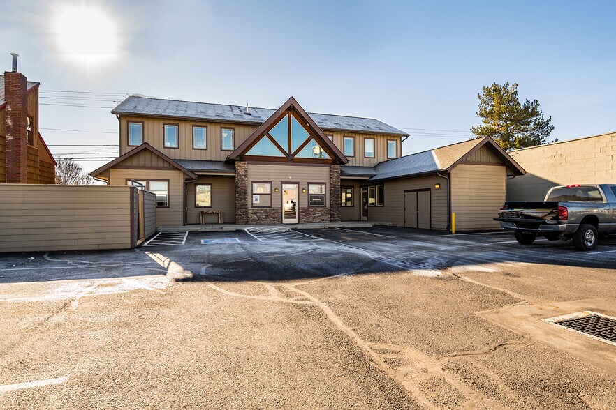 More Photos Of 267 NE 2nd St, Prineville Office For Sale