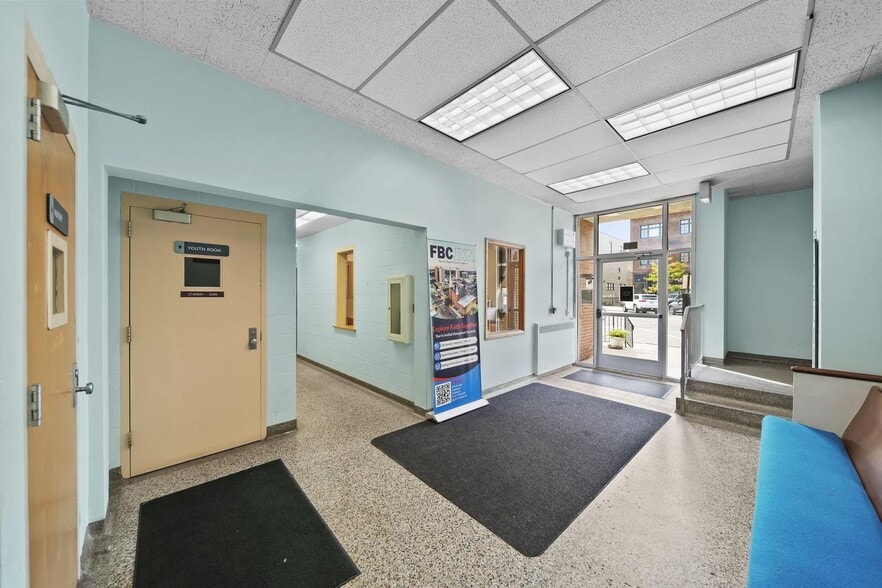 More Photos Of 201 S Jackson St, Jackson Specialty For Sale