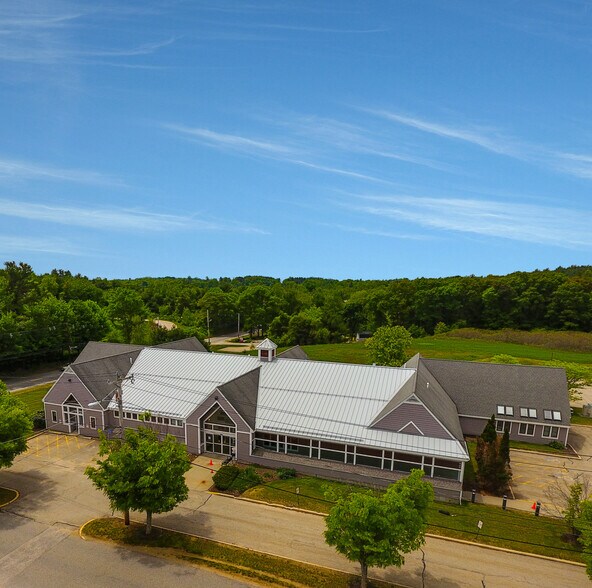 Primary Photo Of 407 E. Main, Spencer Medical For Lease