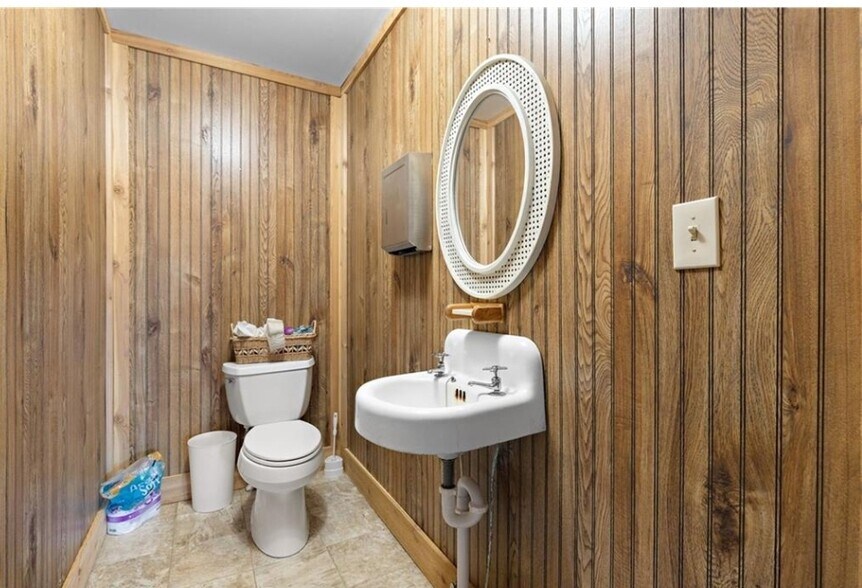 More Photos Of 121 W US Highway 40, Odessa Specialty For Sale