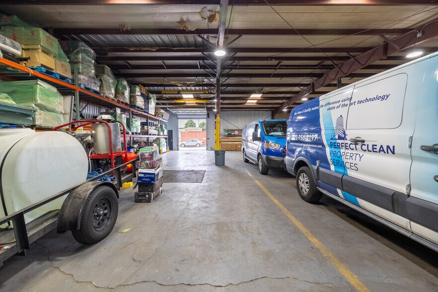 More Photos Of 15586 E 17th Ave, Aurora Industrial For Sale