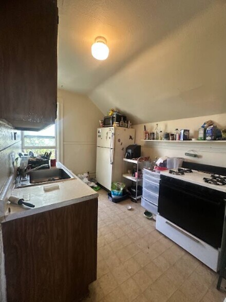 More Photos Of 2708 2nd Ave, Billings Apartments For Sale