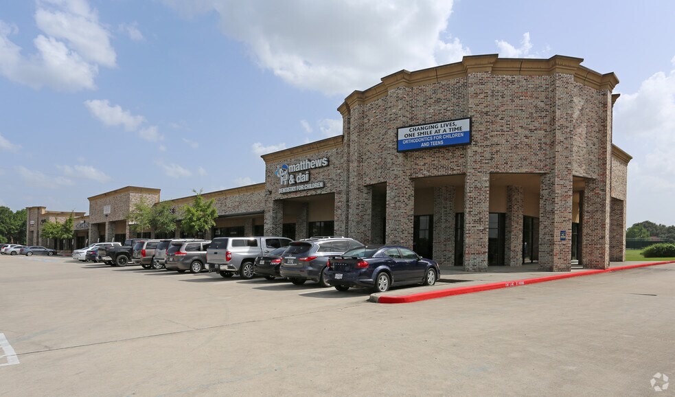 More Photos Of 20423 Kuykendahl Rd, Spring Storefront For Lease