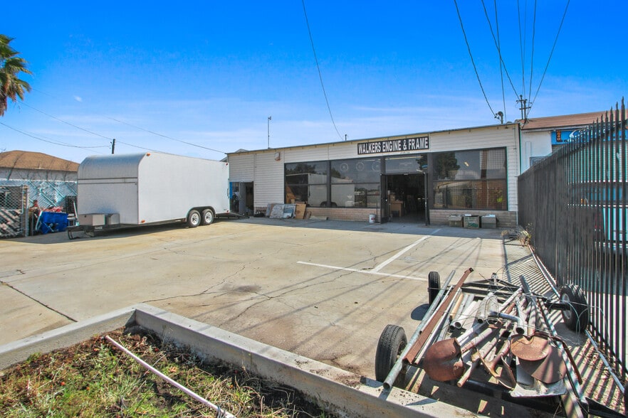 More Photos Of 20836 Main St, Carson Auto Repair For Sale
