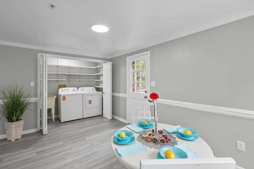 More Photos Of 9725 Lookout Pl, Gaithersburg Healthcare For Sale