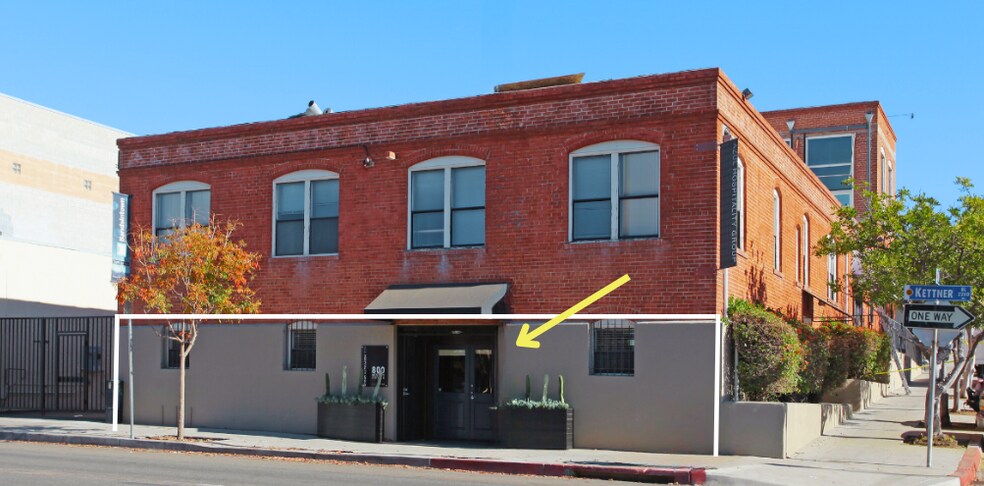 More Photos Of 800 W Ivy St, San Diego Office For Lease