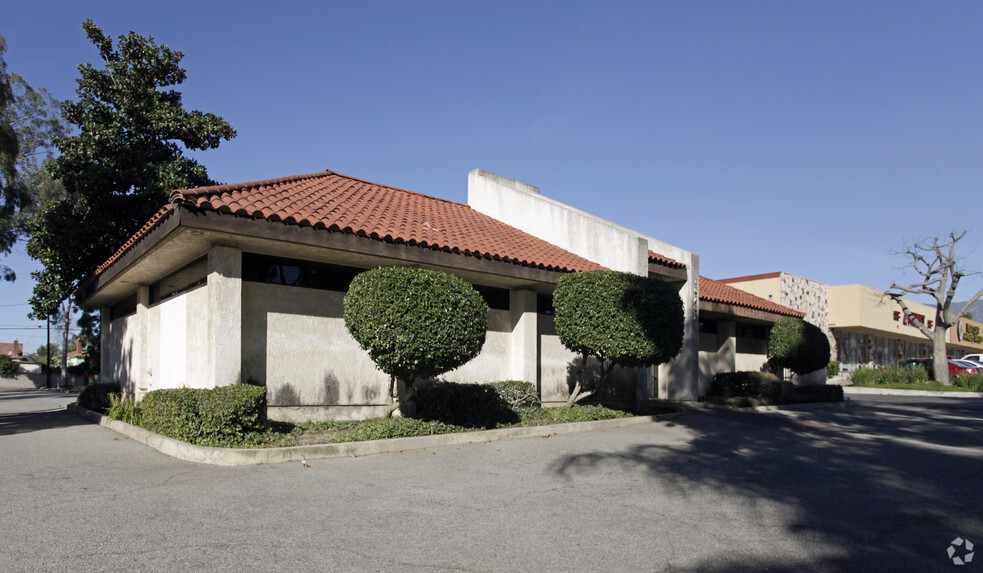 Primary Photo Of 10202 Central Ave, Montclair Medical For Sale