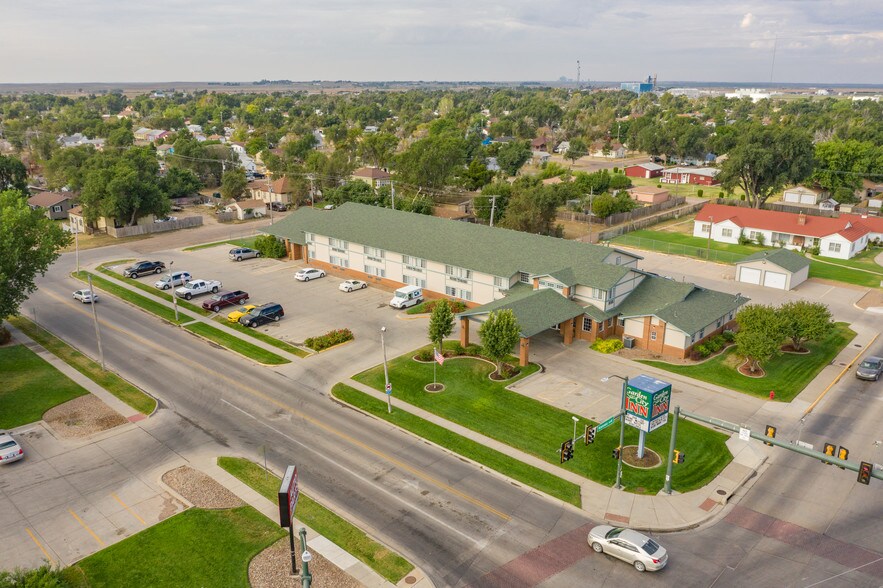 1202 W Kansas Ave, Garden City, KS 67846 Motel For Sale