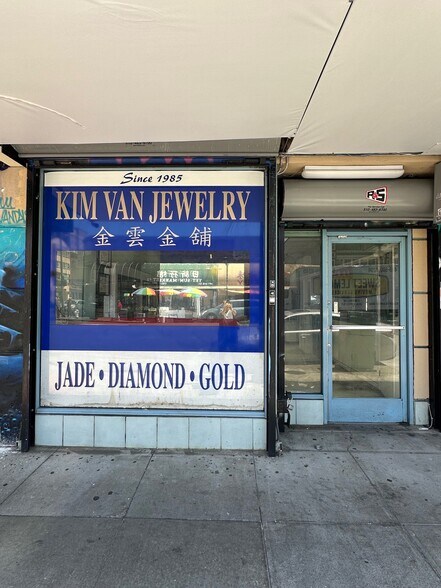 More Photos Of 800-808 Franklin St, Oakland Storefront Retail Office For Lease