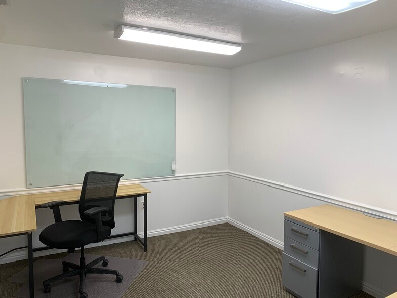 More Photos Of 8541 S Redwood Rd, West Jordan Office For Sale