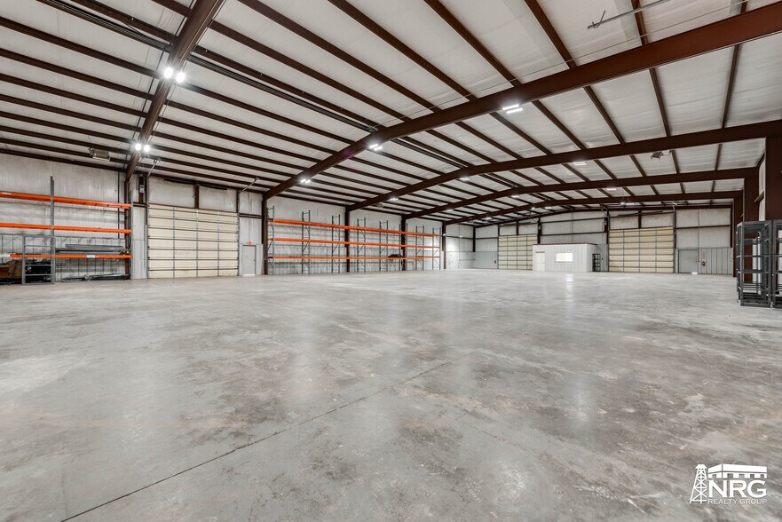 More Photos Of 1591 S US Highway 385, Andrews Warehouse For Lease