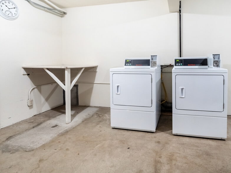 More Photos Of 2311 Carlmont Dr, Belmont Apartments For Sale