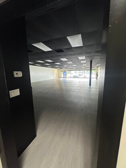 More Photos Of 1501 Bedford St, Abington Health Club For Lease