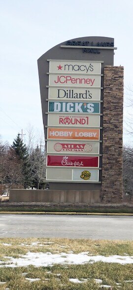 More Photos Of 7850 Mentor Ave, Mentor Department Store For Sale