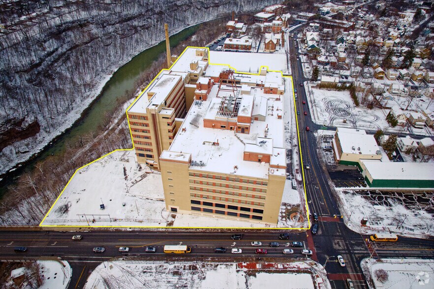 More Photos Of 1405-1447 Saint Paul St, Rochester Office For Sale