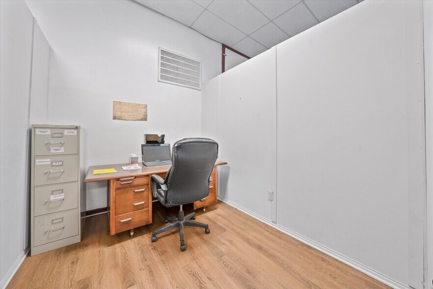 More Photos Of , Maryville Unknown For Sale