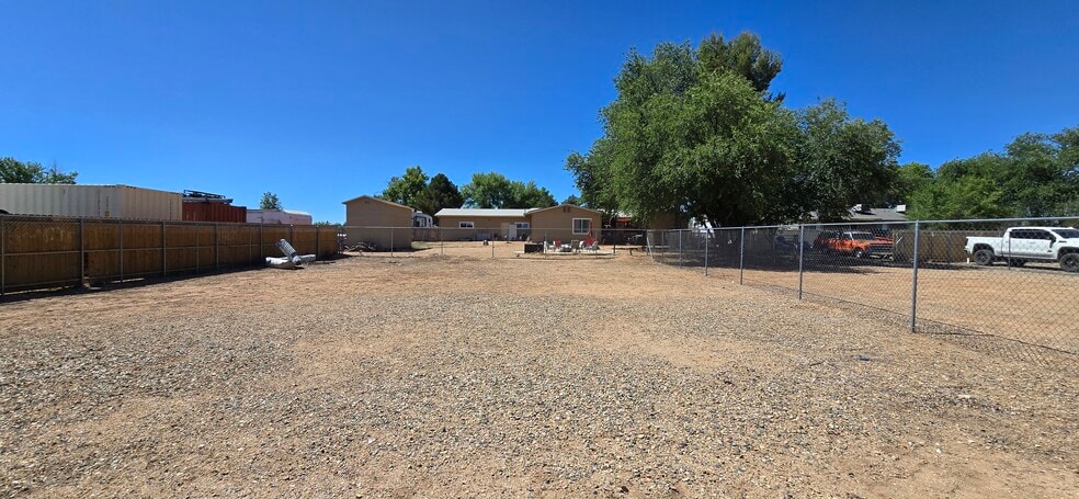 More Photos Of 437 Butterfield Rd, Chino Valley General Retail For Sale
