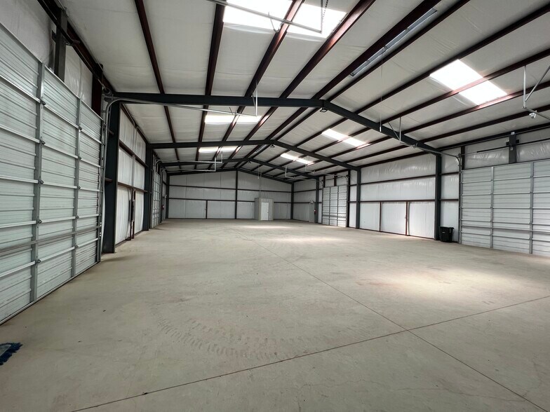 More Photos Of 1041 Technology Way, Waxahachie Industrial For Sale