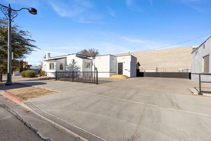 More Photos Of 310 Gass Ave, Las Vegas Unknown For Lease