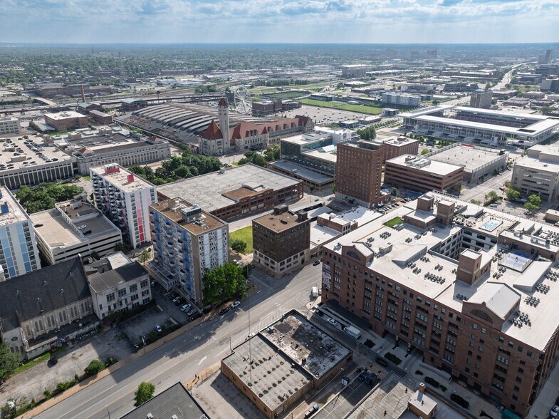 More Photos Of 1700 Olive St, Saint Louis Office For Sale