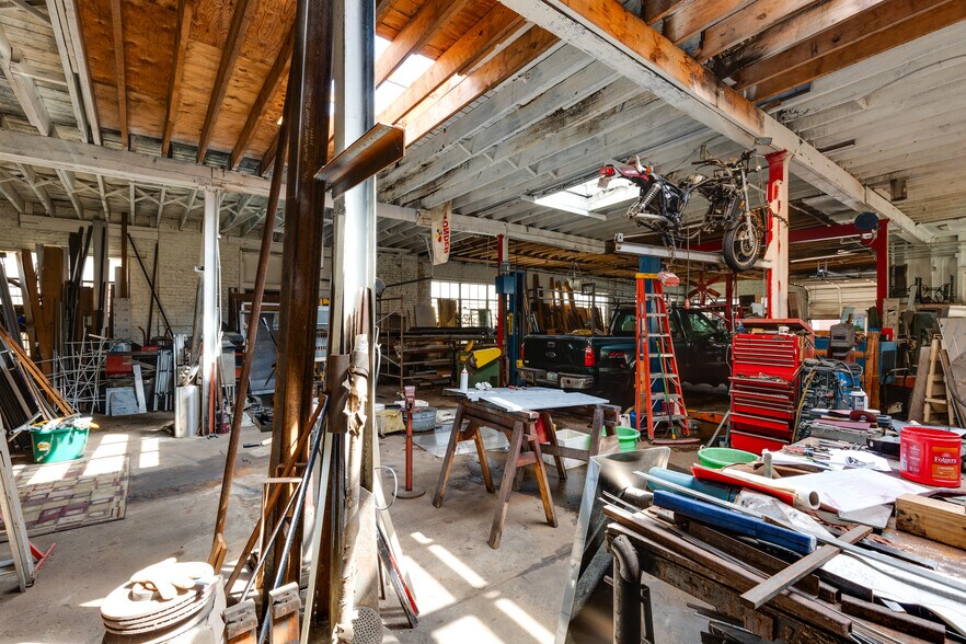 More Photos Of 304-306 Gilmer St, Richmond Manufacturing For Sale