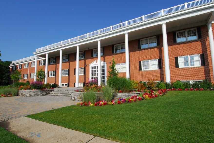 More Photos Of 150 Broadhollow Rd, Melville Medical For Lease