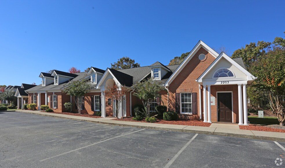 More Photos Of 2203 Eastchester Dr, High Point Medical For Sale