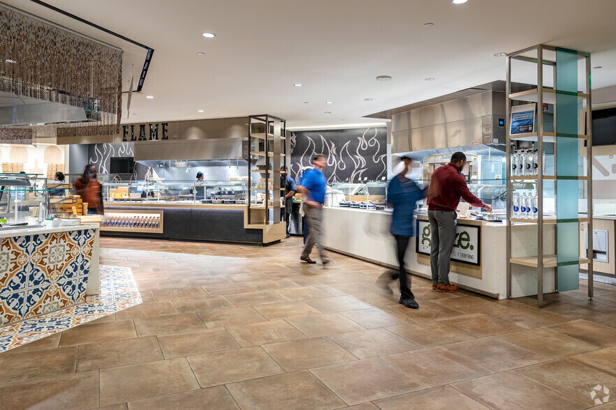 More Photos Of 600 Peachtree St NE, Atlanta Office For Lease