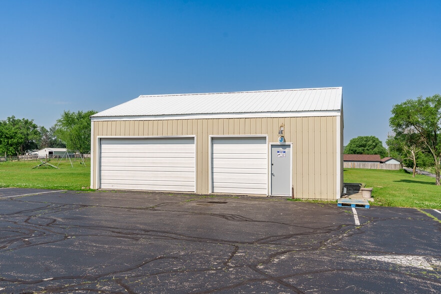 More Photos Of 4312 20th St, Rockford Religious Facility For Sale