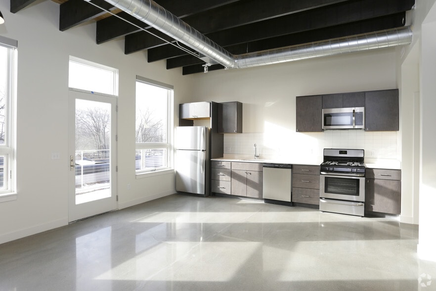 More Photos Of 1059 Wealthy St SE, Grand Rapids Apartments For Lease