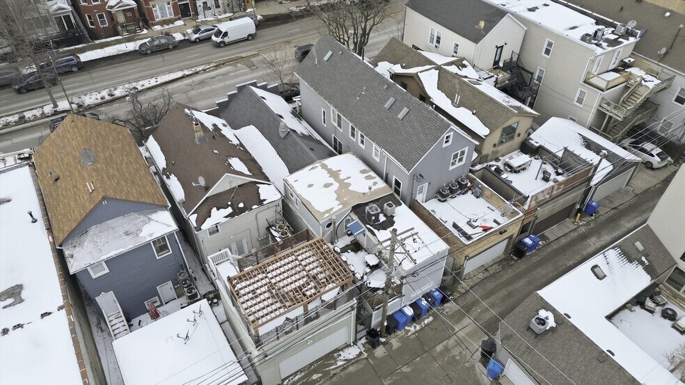 More Photos Of 2447 N Ashland Ave, Chicago Storefront Retail Residential For Lease