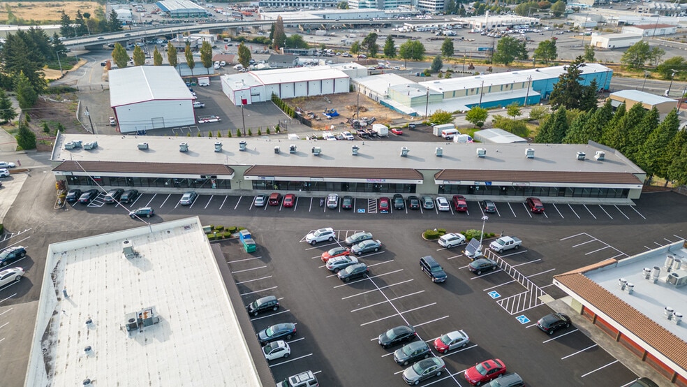 More Photos Of 3630 S Cedar St, Tacoma Unknown For Lease