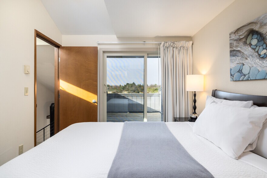 More Photos Of 11 Chabot Rd, Copalis Beach Hotel For Sale