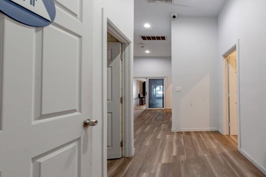 More Photos Of 6116 W Pico Blvd, Los Angeles Storefront For Lease