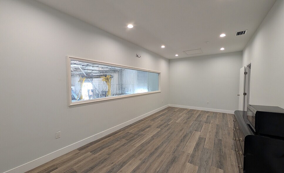 More Photos Of 7756 130th St, Sebastian Manufacturing For Sale