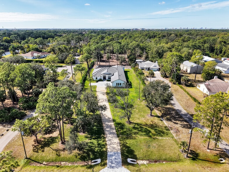 More Photos Of 3233 64th St SW, Naples Apartments For Sale
