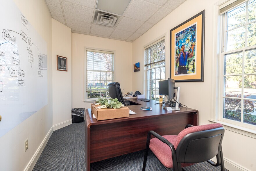 More Photos Of 600 E Main St, Lansdale Office Residential For Sale