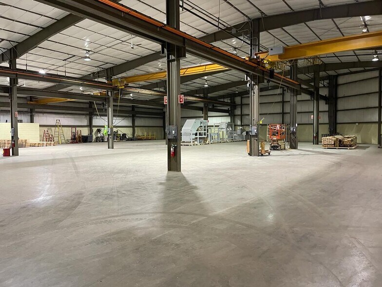 More Photos Of 3972 S US Highway 45, Oshkosh Warehouse For Sale