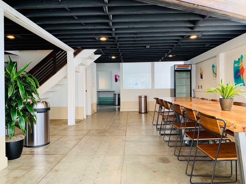 More Photos Of 12503 Venice Blvd, Los Angeles Freestanding For Lease