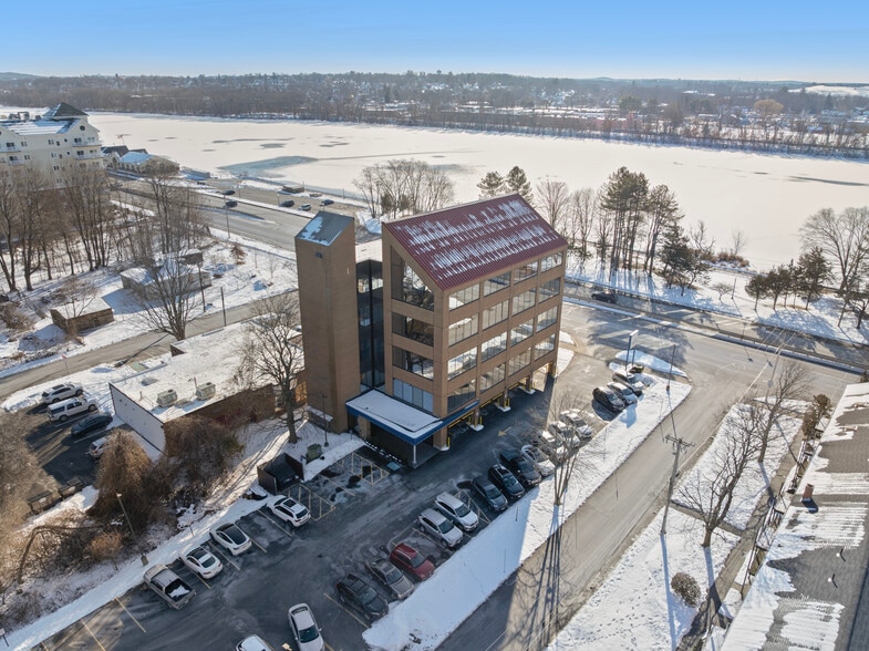 More Photos Of 595 Pawtucket Blvd, Lowell Office For Lease