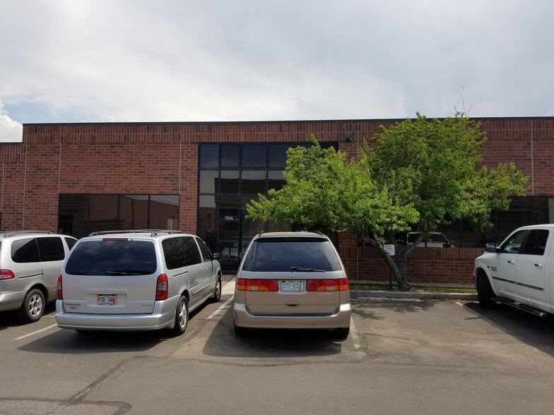 Primary Photo Of 7388 S Revere Pky, Centennial Showroom For Lease