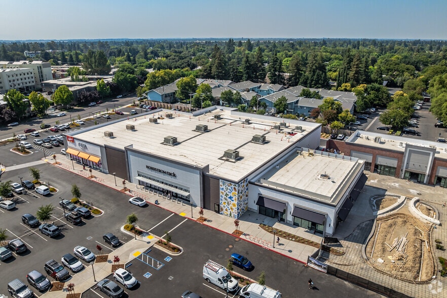 More Photos Of 737-885 Russell Blvd, Davis Unknown For Lease