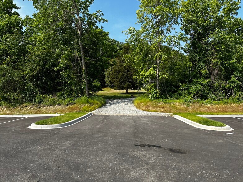 More Photos Of 2205 State St, New Albany Land For Sale