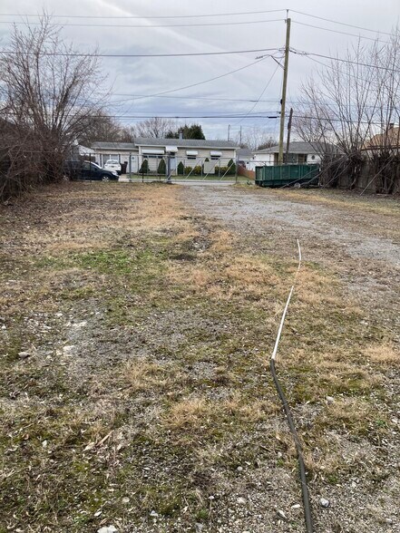 More Photos Of 2288 William St, Cheektowaga Service For Sale