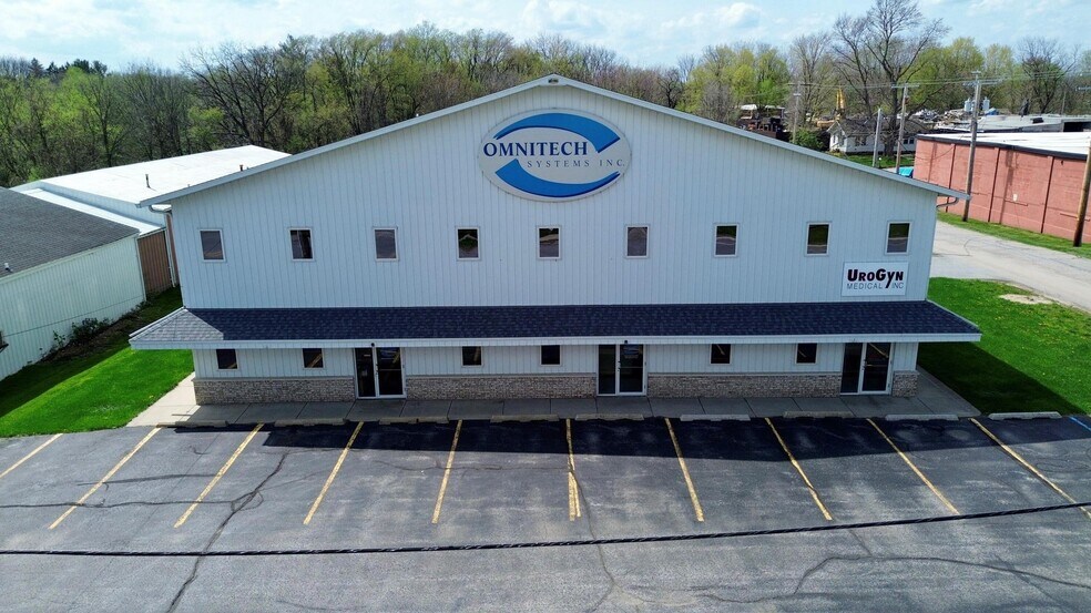 More Photos Of 450 Campbell St, Valparaiso Service For Lease