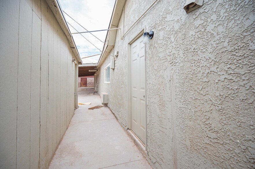 More Photos Of 5900 Cassedy Ln, Las Vegas Apartments For Sale