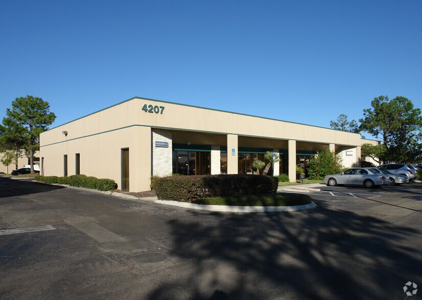 More Photos Of 4303 Vineland Rd, Orlando Unknown For Lease