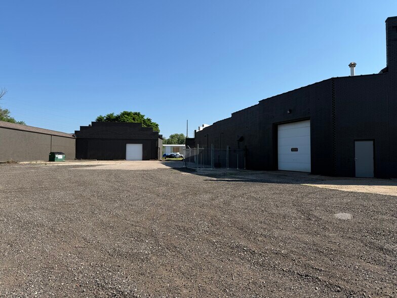 More Photos Of 80 Oliver St, Wisconsin Rapids Manufacturing For Sale